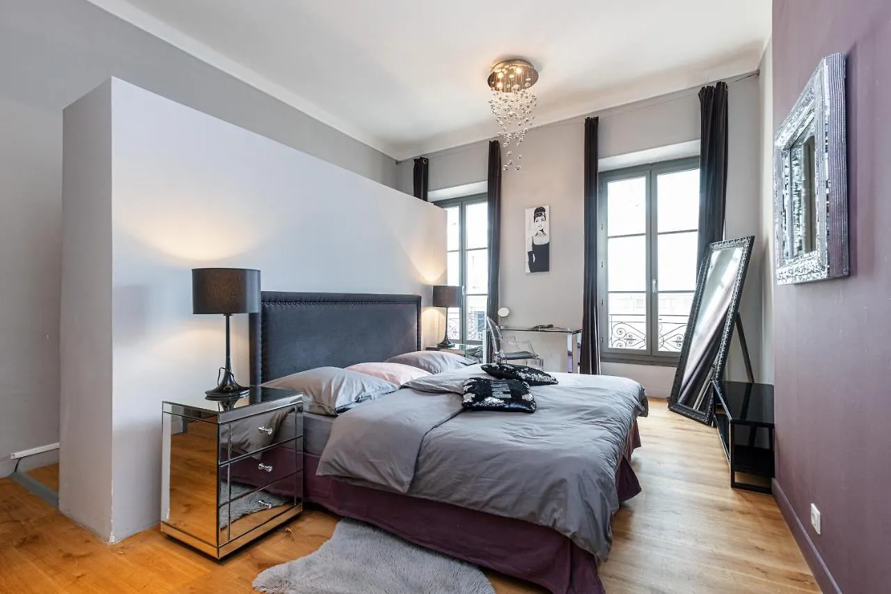 Travel Lodge Cannes Apartment